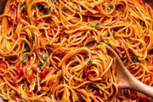 One-Pot-Spaghetti-feat-440x375