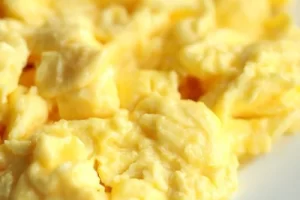 The-Best-Scrambled-Eggs-blog-500x375